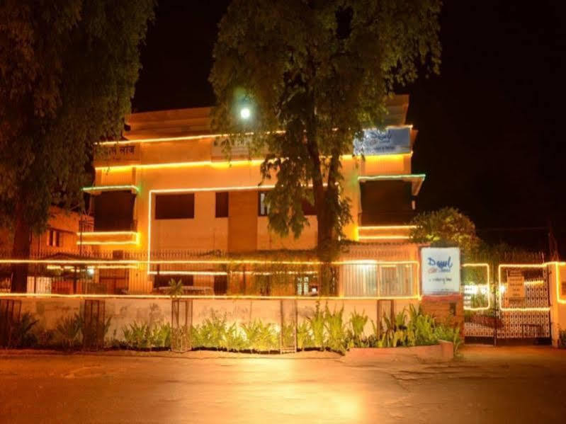 Capital O 10953 Dayal Lodge - A Boutique Hotel Agra  Ngoại thất bức ảnh