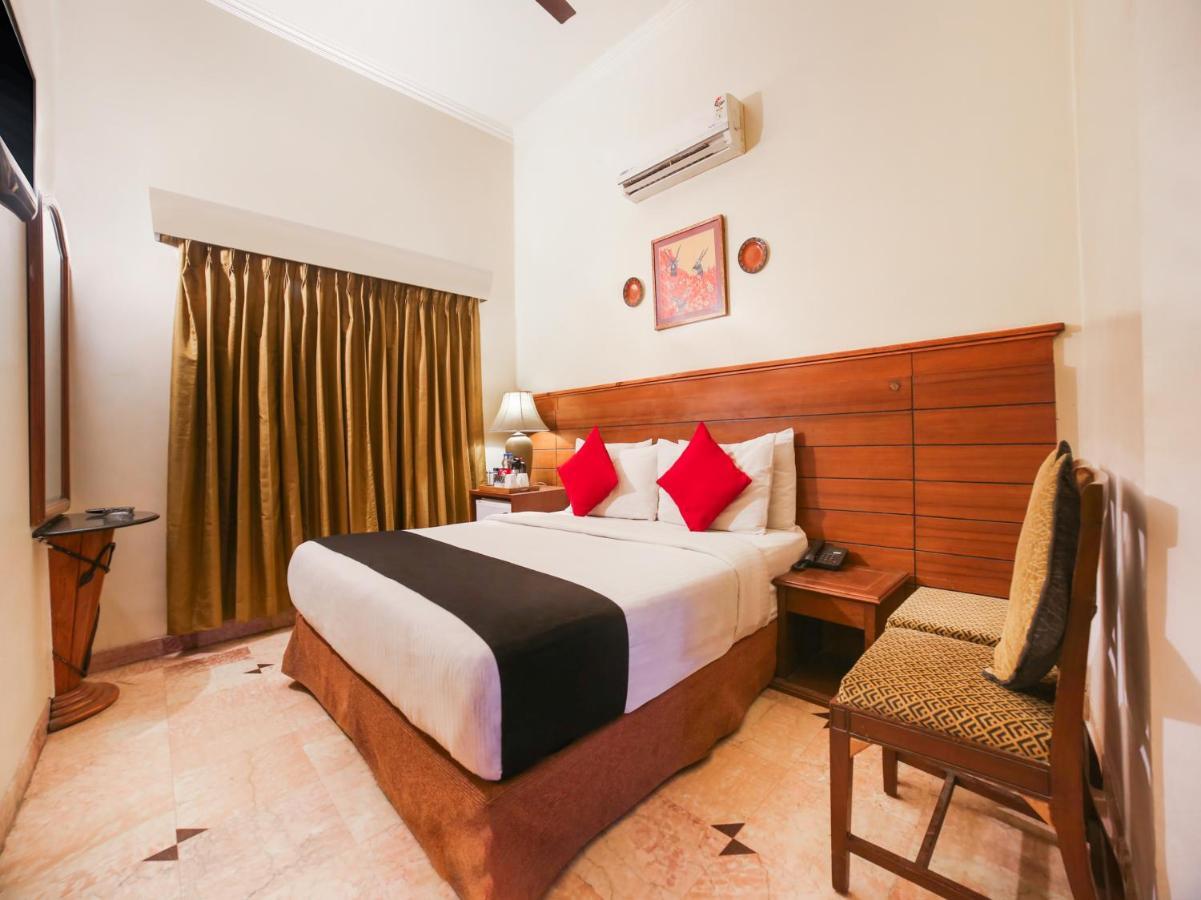 Capital O 10953 Dayal Lodge - A Boutique Hotel Agra  Ngoại thất bức ảnh