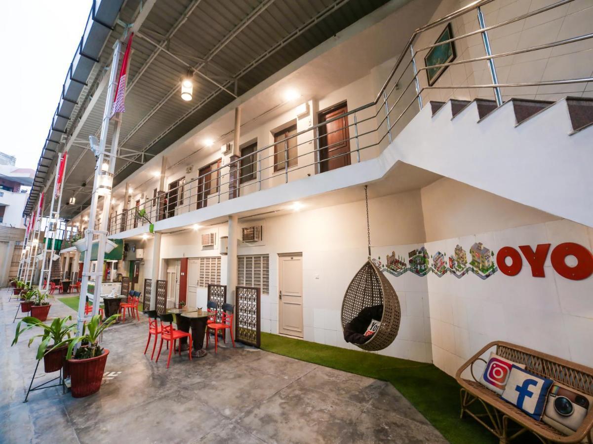 Capital O 10953 Dayal Lodge - A Boutique Hotel Agra  Ngoại thất bức ảnh