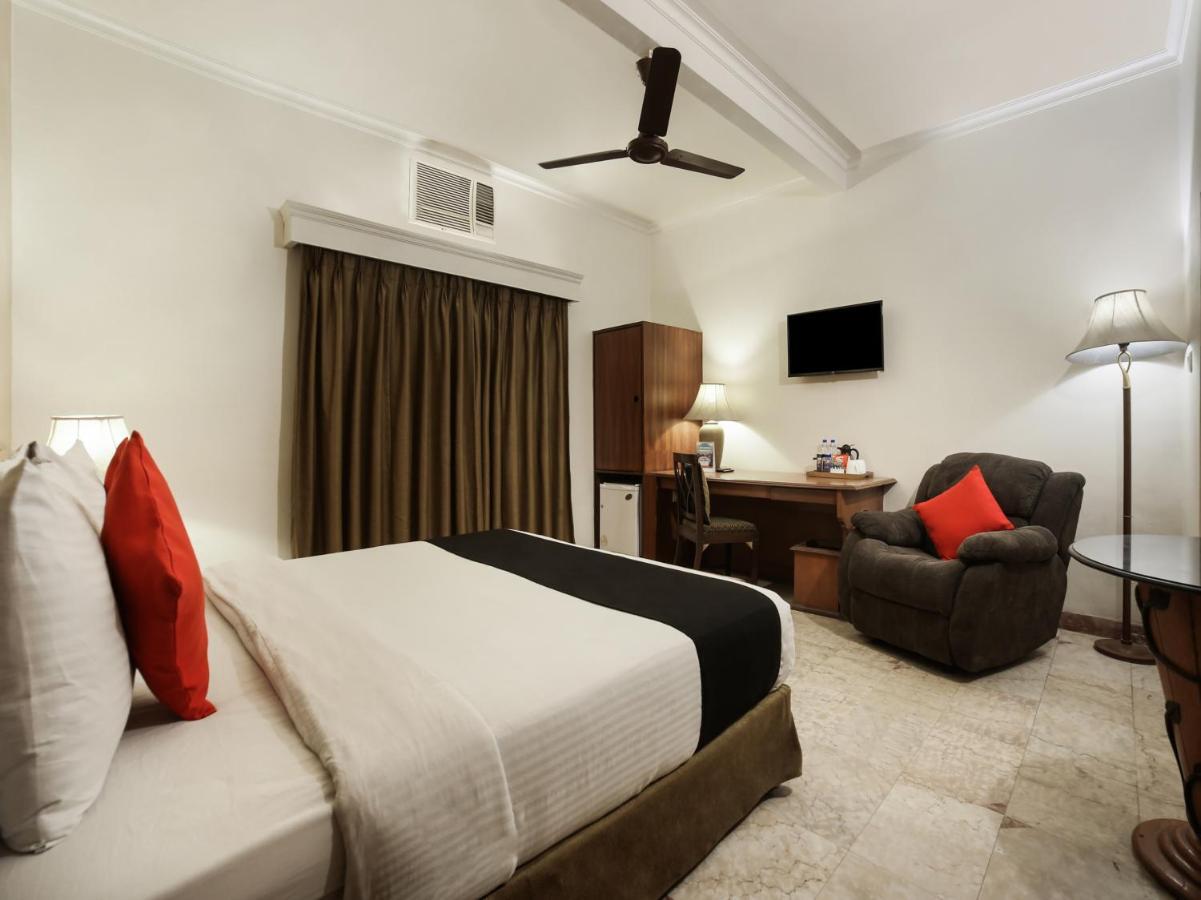 Capital O 10953 Dayal Lodge - A Boutique Hotel Agra  Ngoại thất bức ảnh
