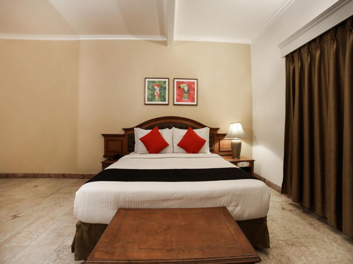 Capital O 10953 Dayal Lodge - A Boutique Hotel Agra  Ngoại thất bức ảnh
