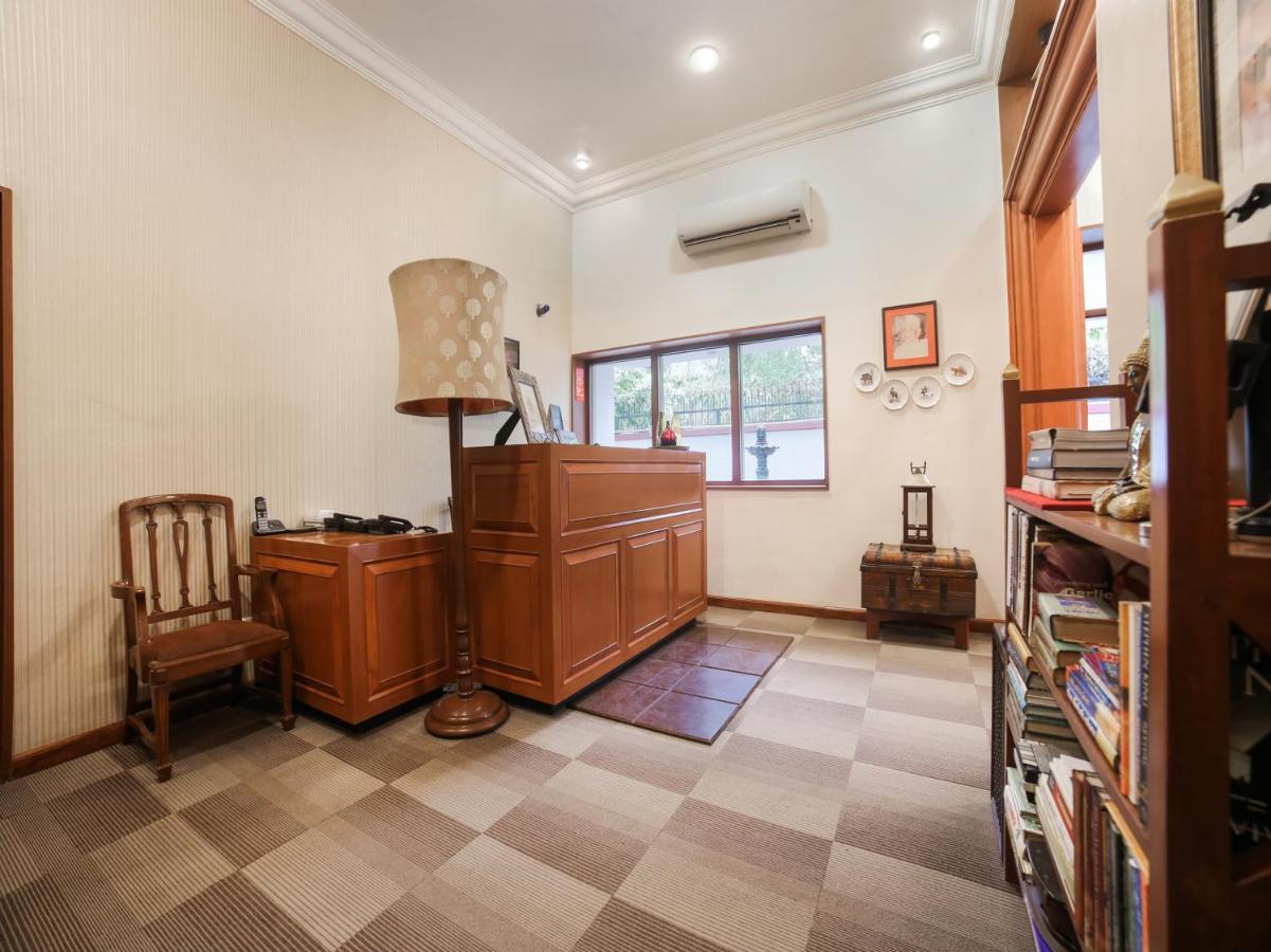 Capital O 10953 Dayal Lodge - A Boutique Hotel Agra  Ngoại thất bức ảnh